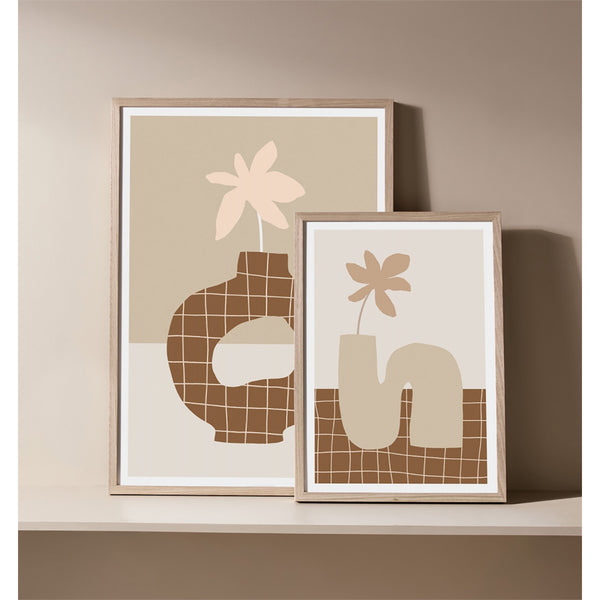 Life Interiors Abstract Vase 2 Framed Print (Nutmeg)