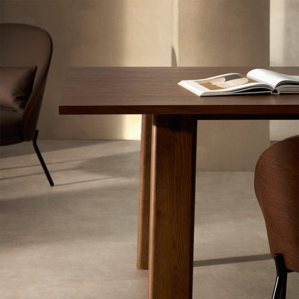 Life Interiors Arlen Extendable Dining Table