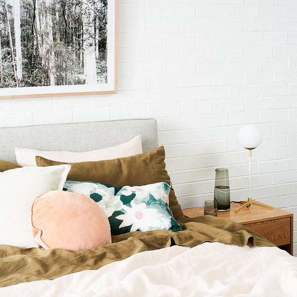 Life Interiors Dane King Bed