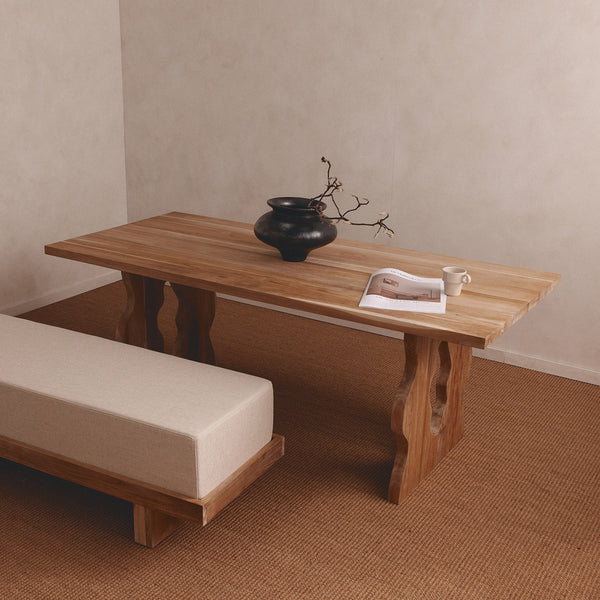 Life Interiors Earl Dining Table