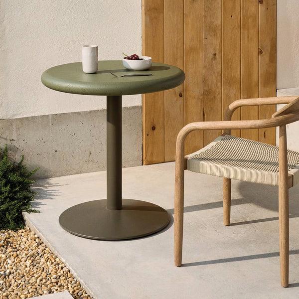 Life Interiors Esilda Outdoor Round Dining Table