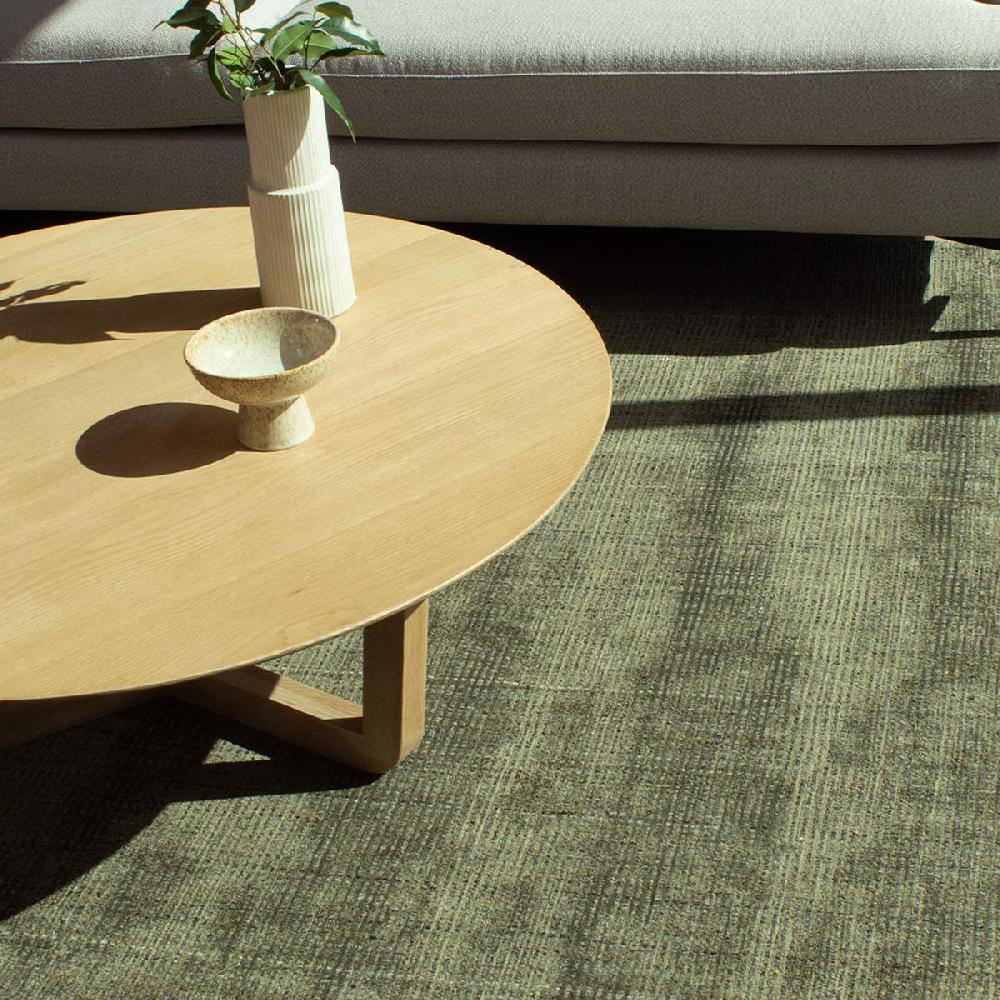 life interiors Garcia Rug (Olive)