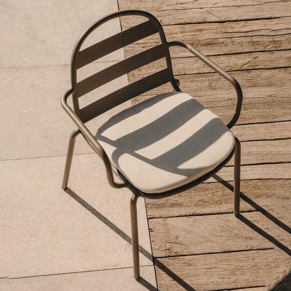 Life Interiors Joncols Outdoor Dining Arm Chair
