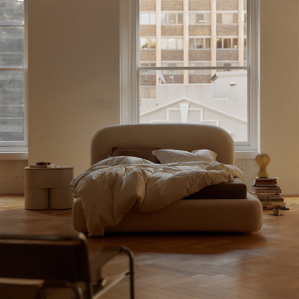 Life Interiors Lull King Bed