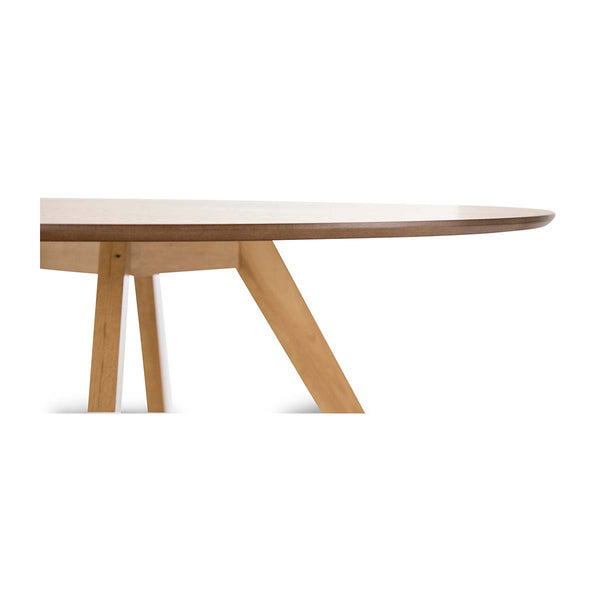 Life Interiors Reese Round Dining Table