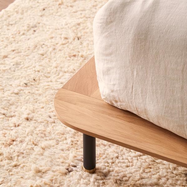 Life Interiors Rio Queen Bed (Oak)