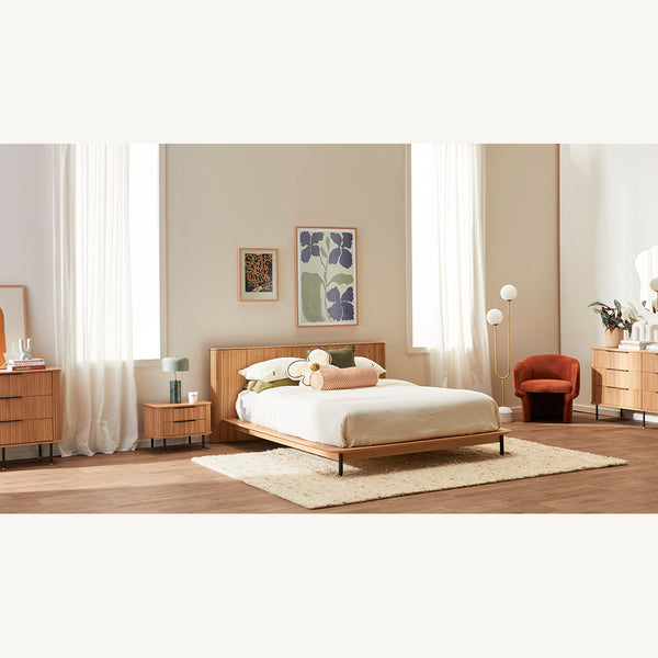 Life Interiors Rio Queen Bed (Oak)