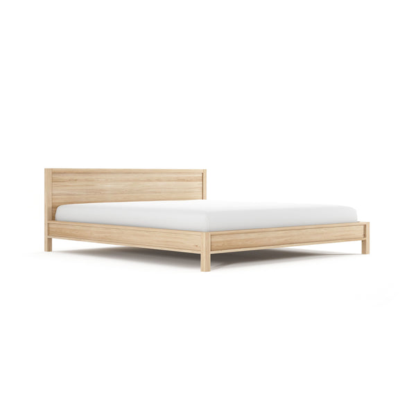 Life Interiors Solid Bed (Oak)