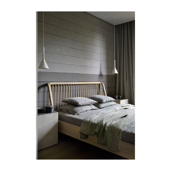 Life Interiors Spindle King Bed Frame (Oak)