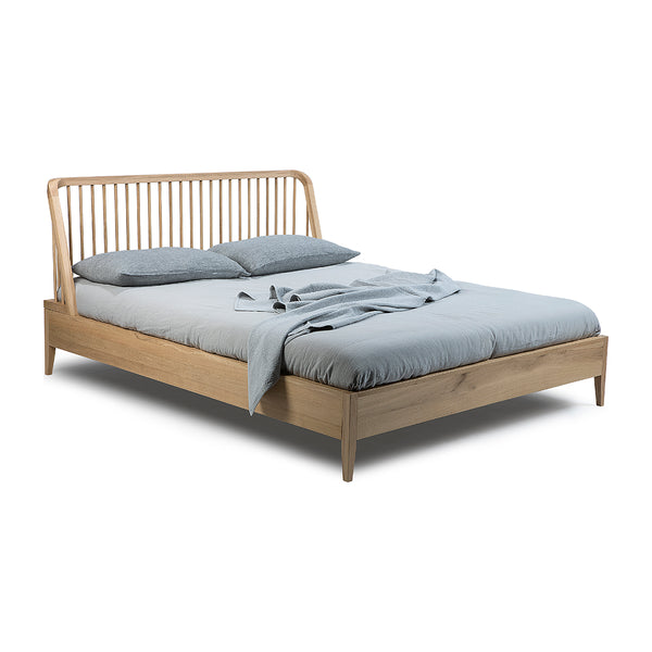 Life Interiors Spindle King Bed Frame (Oak)