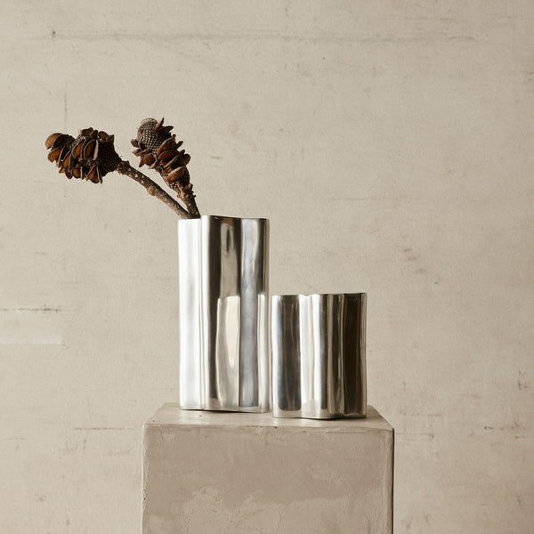 Life Interiors Theo Vase