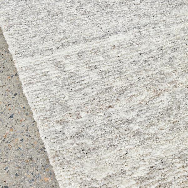 Life Interiors Travertine Rug (Silver)