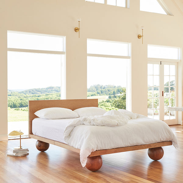 Life Interiors Yoko Queen Bed (Oak Natural)