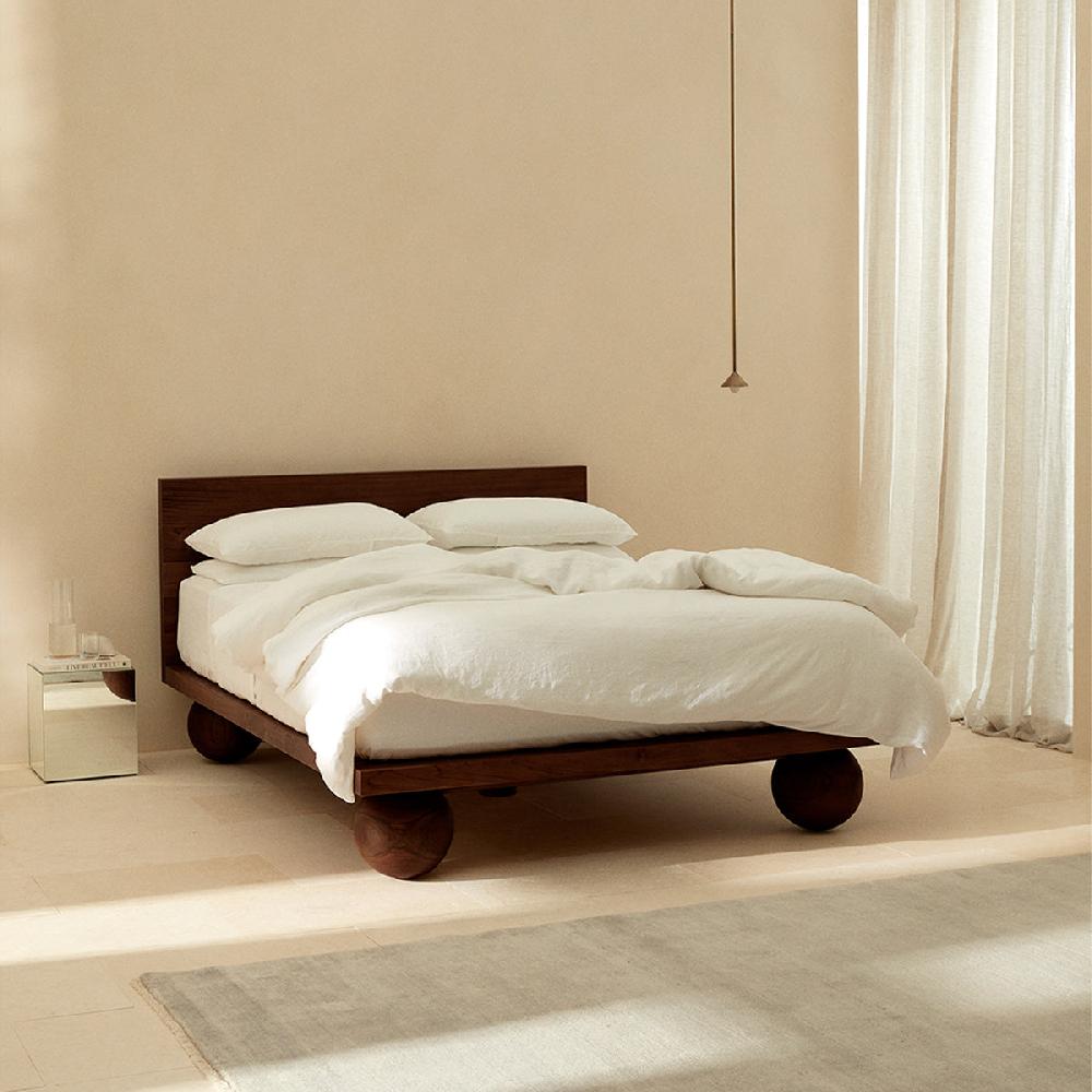 life interiors Yoko Queen Bed (Walnut Natural)