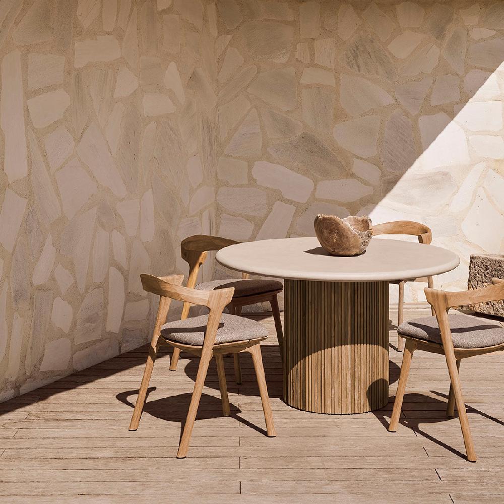 life interiors Roller Max Concrete Outdoor Dining Table (Teak Light Grey)