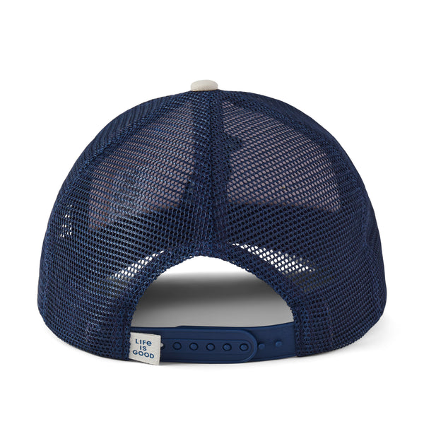 Life Is Good Adult Unisex Clean Sitting Dog Trucker