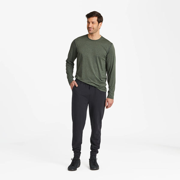 Life Is Good Men's Solid Long Sleeve Active Tee