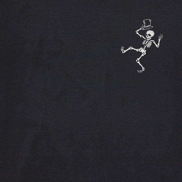 Life Is Good Men's Dancing Spooky Skeletons Short Sleeve Crusher Tee