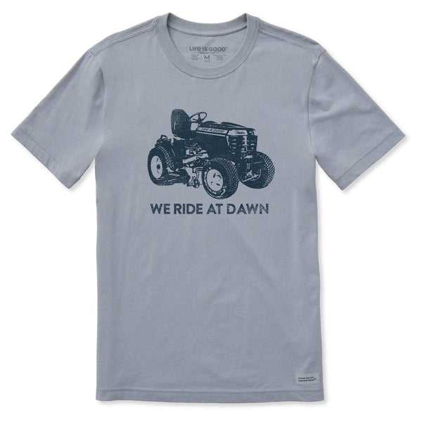 life is good Men's Ride At Dawn Lawnmower Short Sleeve Crusher-LITE Slim Fit Tee