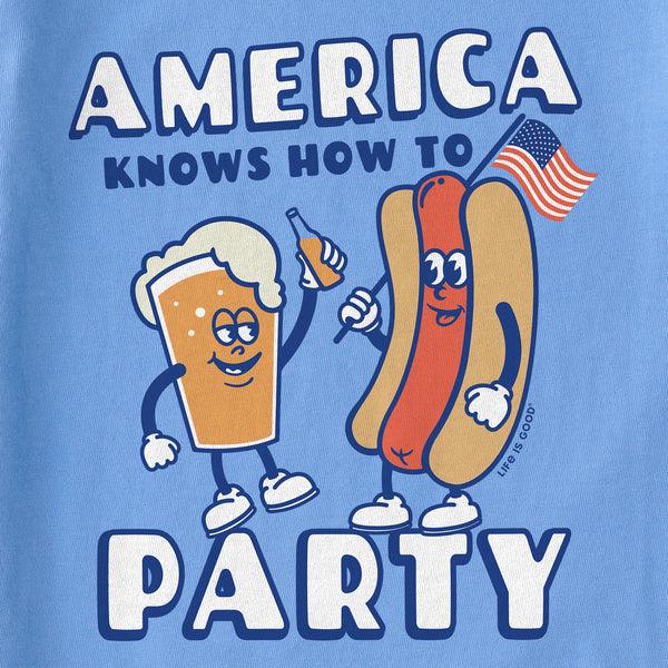Life Is Good Women's America Knows How To Party Short Sleeve Crusher Boxy Tee