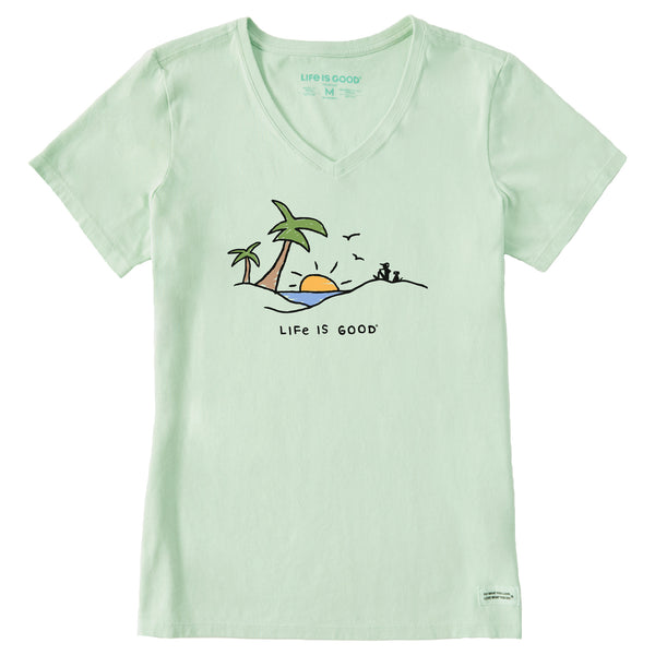 life is good Women's Beach Palms Vista Short Sleeve Crusher Vee
