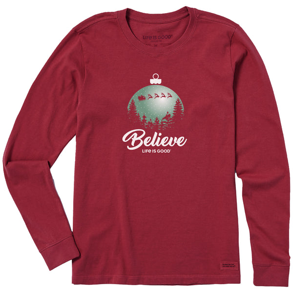 life is good Women's Believe Santa Sleigh Long Sleeve Crusher Tee
