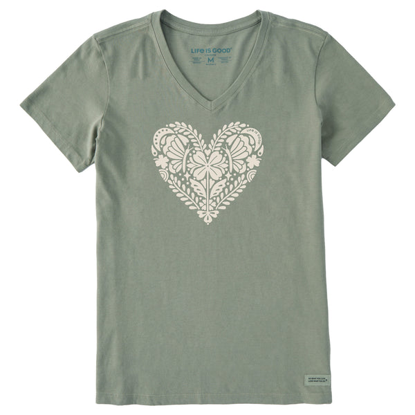 life is good Women's Celtic Clover Heart Short Sleeve Crusher Vee