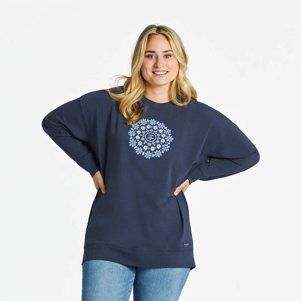 life is good Women's Daisies Mandala Crusher-FLEX Oversized Crew