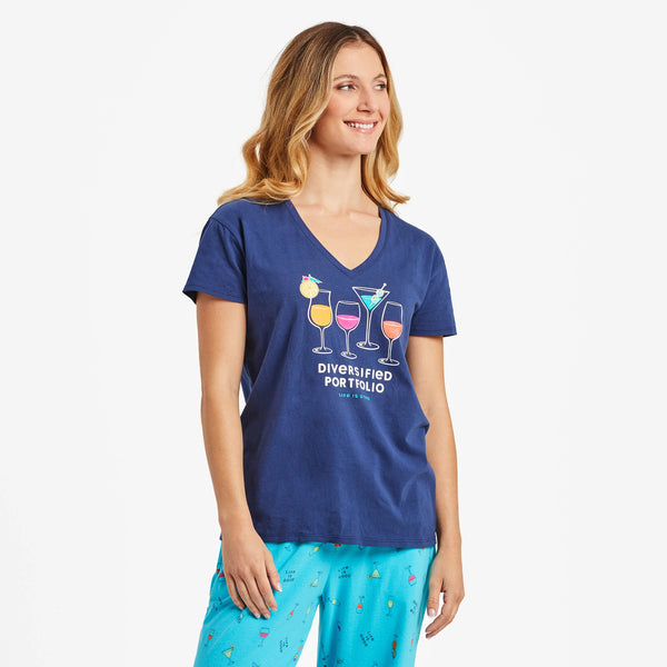 life is good Women's Diversified Portfolio Cocktails Snuggle Up Relaxed Sleep Vee