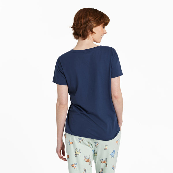 Life Is Good Women's Dog Playdate Snuggle Up Relaxed Sleep Vee