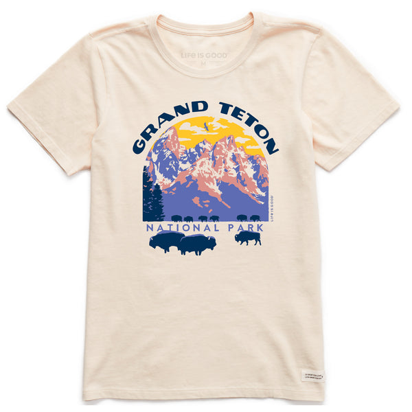 life is good Women's Grand Tetons Short Sleeve Crusher Tee