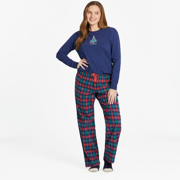 Life Is Good Women's Love Christmas Long Sleeve Snuggle Up Relaxed Sleep Tee