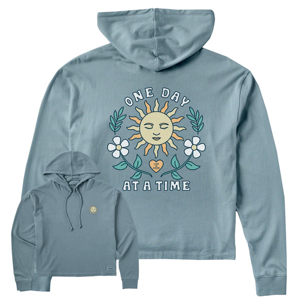life is good Women's One Day at a Time Sun Crusher Boxy Hoodie