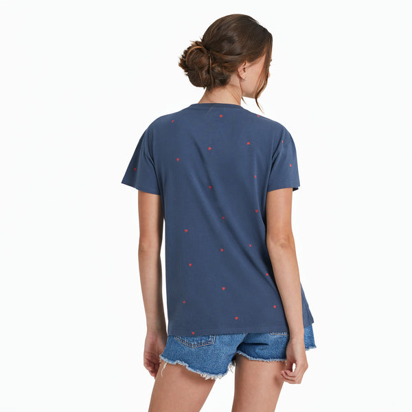 Life Is Good Women's Scattered Heart Pattern Crusher-LITE Easy Vee