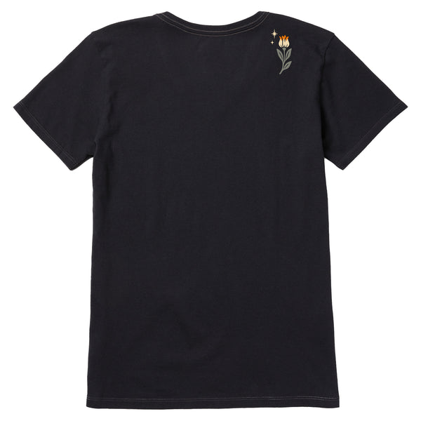 Life Is Good Women's Skull U0026 Snake Flowers Short Sleeve Crusher Tee