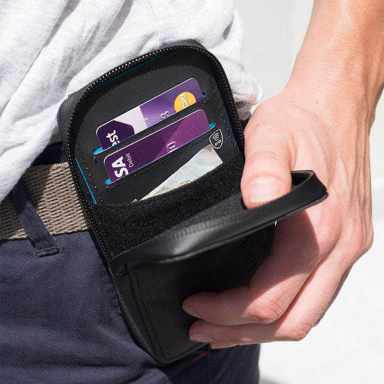 Lifeventure RFiD Phone Wallet