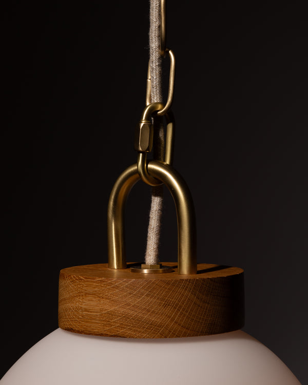 Lights Of London Oak Globe Chain