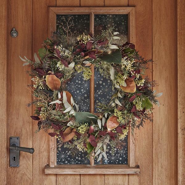 Lights4fun 60cm Pre Lit Autumn Winter Wreath