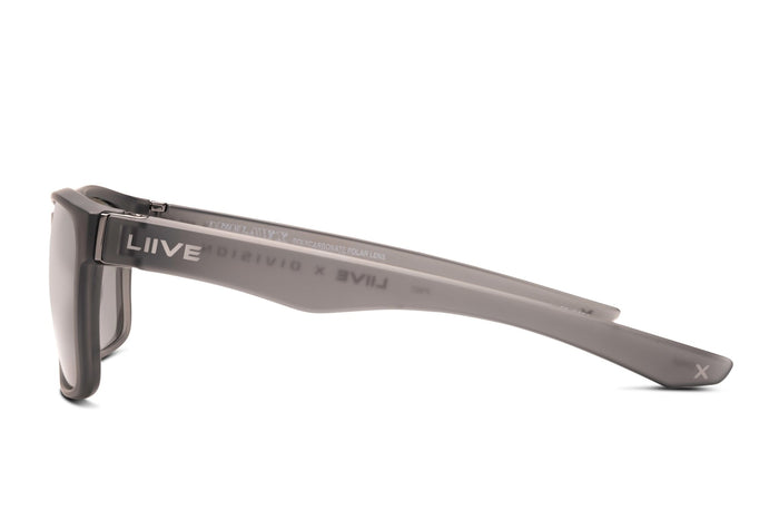 Liive Outlaw - Polarised Matt Xtal Black