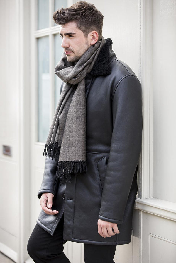 Likemary Handloom Merino Wool Herringbone Men's Oversize Scarf In Black