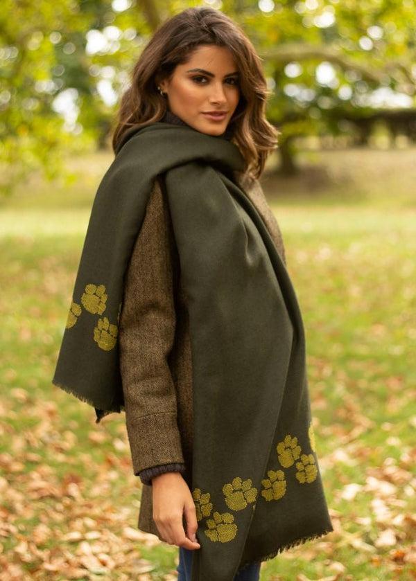 likemary Handwoven Merino Wool Blanket Scarf in Green with Paws Motif