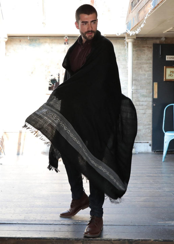 likemary Men’s Oversized Merino Wool Scarf – Black Blanket Scarf