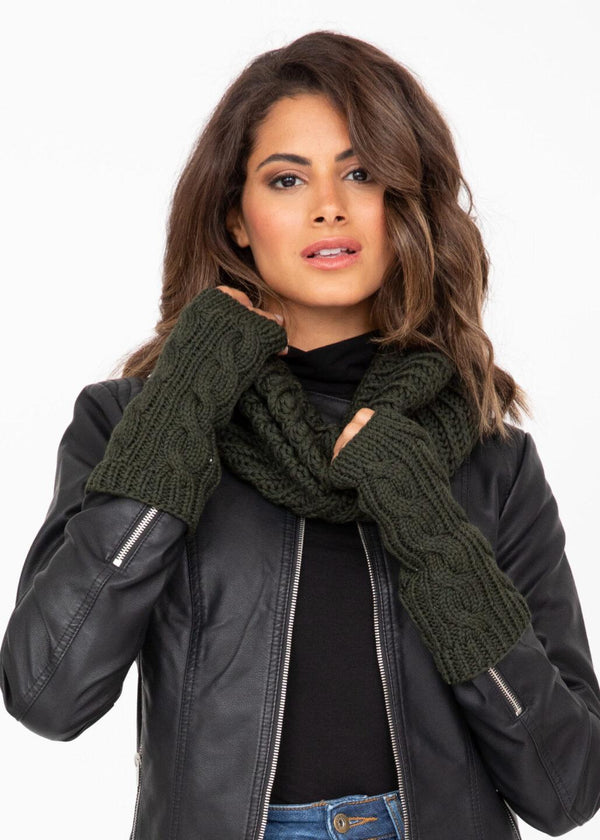 likemary Merino Wool Cable-Knit Fingerless Gloves in Camo Green