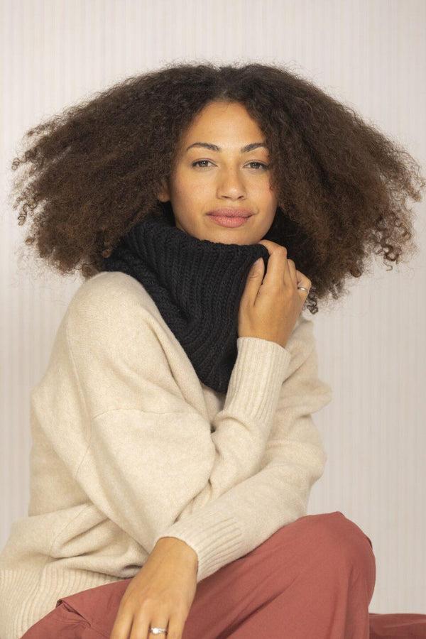 Likemary Merino Wool Knitted Infinity Snood Scarf Neck Warmer In Black