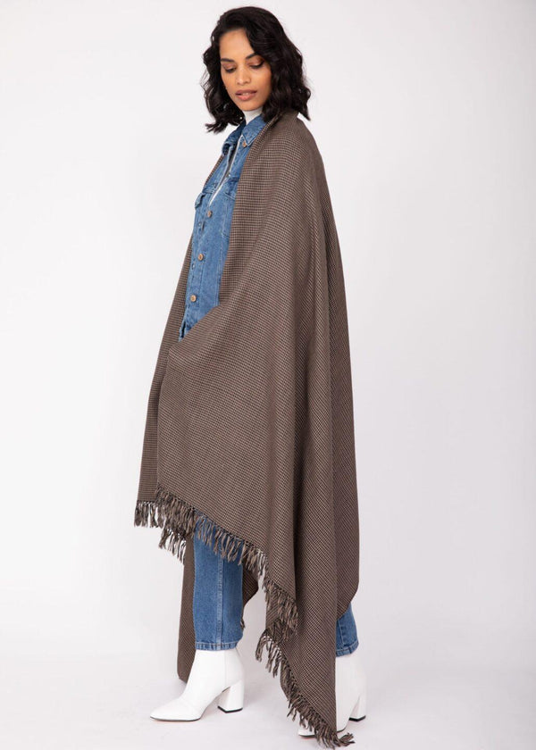 likemary Oversized Merino Wool Blanket Scarf – Houndstooth Wrap in Mocha Brown