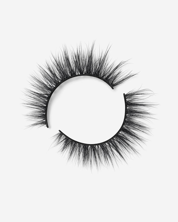 Lilly Lashes Bare It All