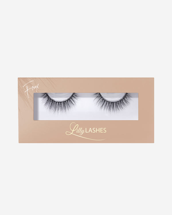 lilly lashes Minimal