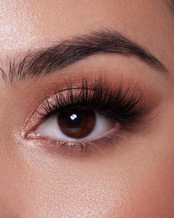 Lilly Lashes Mykonos