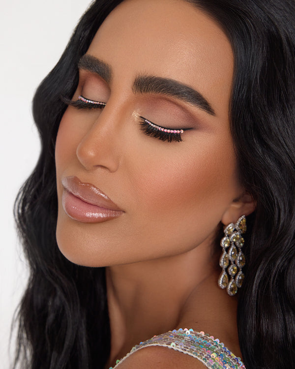 Lilly Lashes New Money