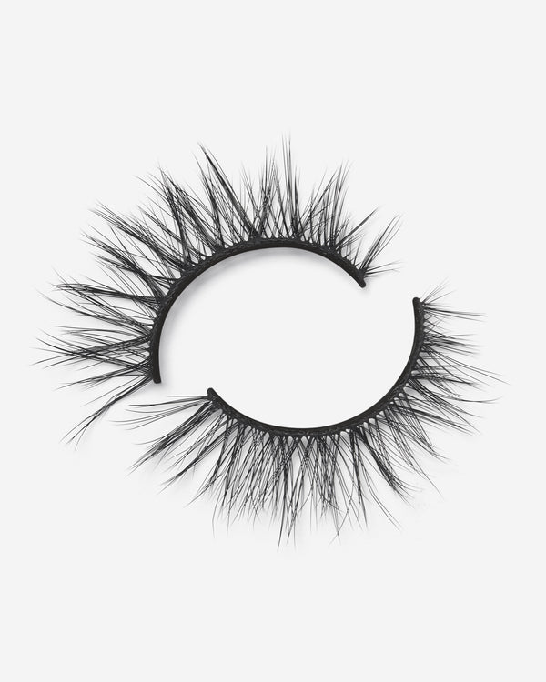 Lilly Lashes RuleBreaker